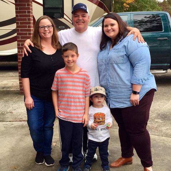 Meet your Posher, Ashley - Picture 1 of 1